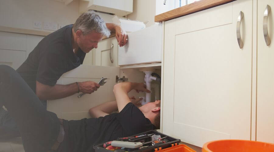 Expert burst pipe repair services in Broadwater, NE